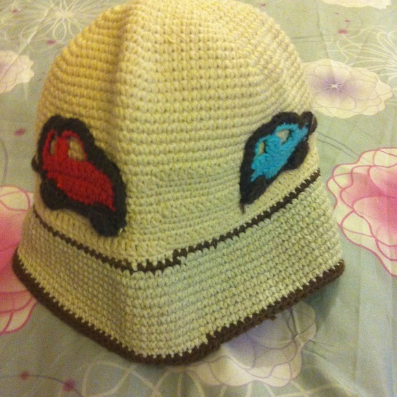 Cute hat - Picture 2 of 2