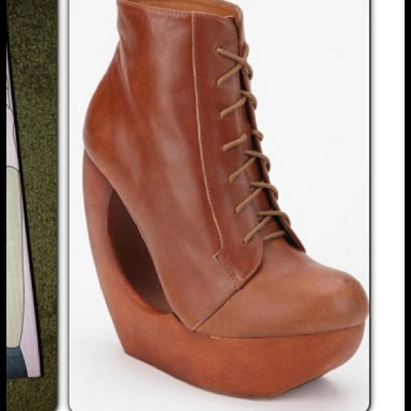 Jeffrey Campbell size 8