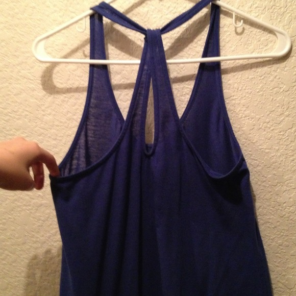 Layer Tank 🎽 - Picture 2 of 2