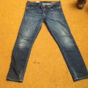 Gap "Legging Jean" medium dark wash. Size 30/10