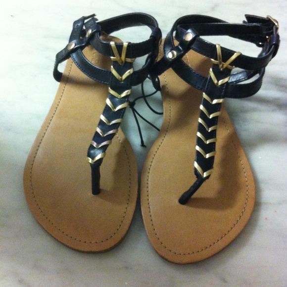 ❌SOLD❌ cute sandals 👍 - Picture 2 of 3