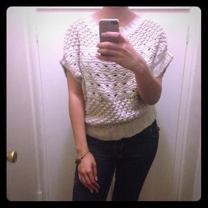 Woven top 🚫❌✖TRADED