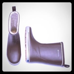 Tretorn brown winter boots