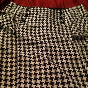 CATO SZ 10 black & white houndstooth skirt office