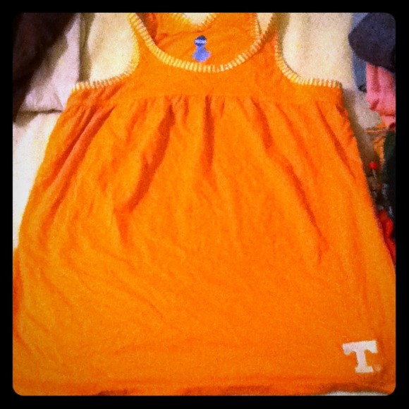 Vols top