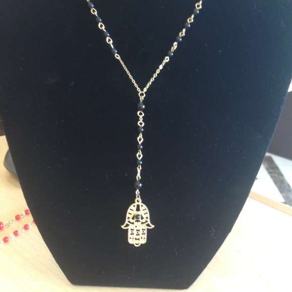 Accessories - Hamsa necklace