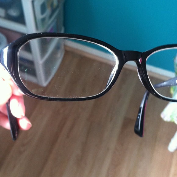 VERA WANG GLASSES. See picture of prescription.