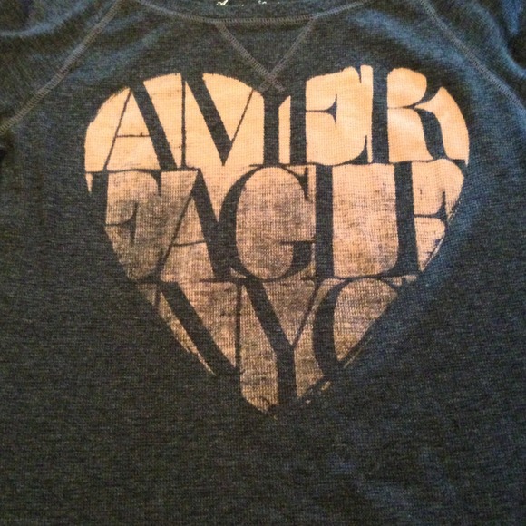 SOLD!!!😍Brand new AE shirt😍 - Picture 2 of 4