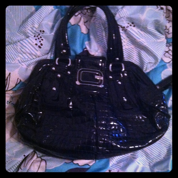 guess purse