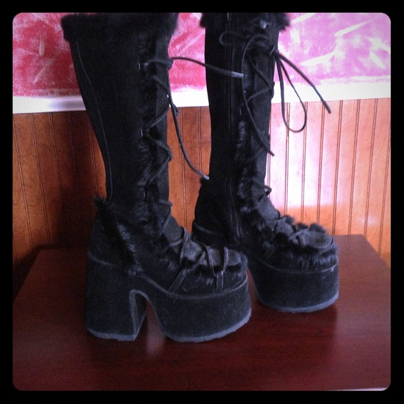 📍REDUCED📍 DEMONIA BOOTS💋💋💋