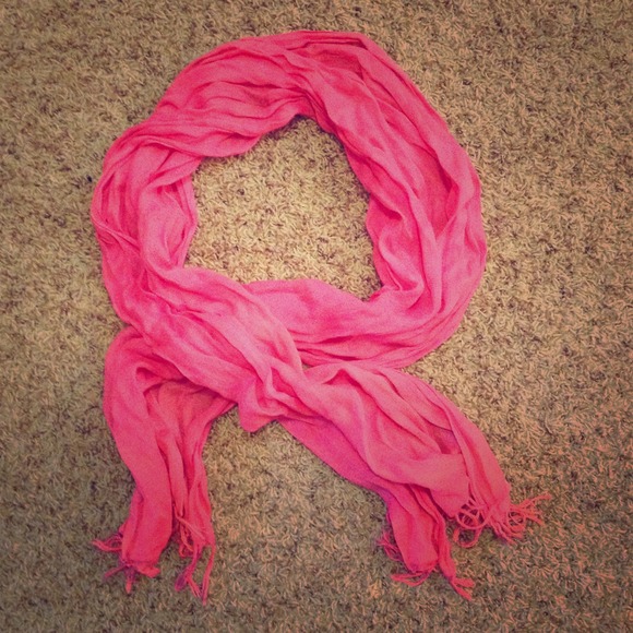 ⛔Sold⛔Hot pink scarf