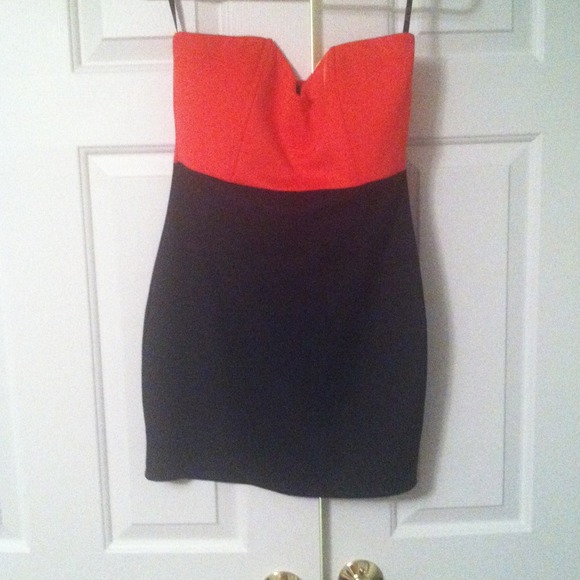 Blk n pink dress