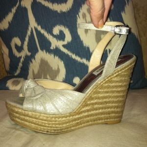 Steve madden wedges REDUCED.