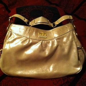 ⭐⭐RESERVED GOLD COACH⭐⭐