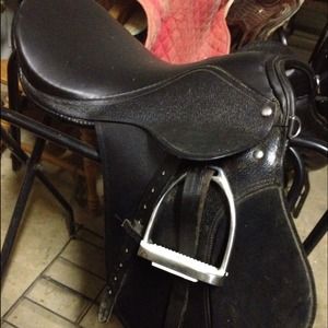 Brand new black English saddle