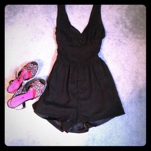 😍RESERVED😍Dressy black romper