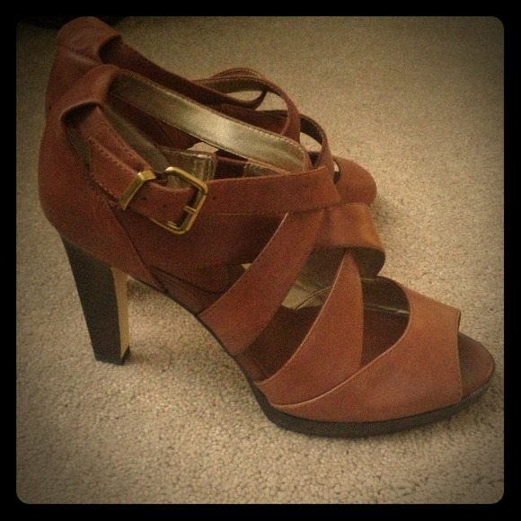 Banana Republic Ramona Real Leather High Heel