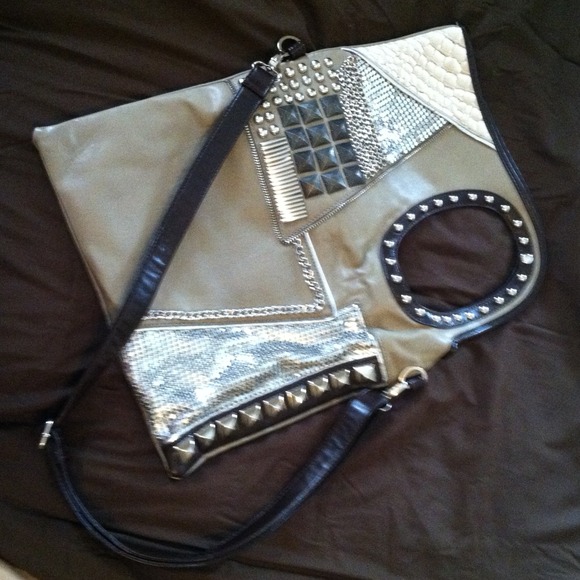 RESERVED ------- REDUCED Nicole Lee Bag