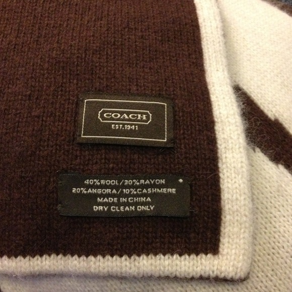 *Reduced Coach Scarf - Picture 3 of 3