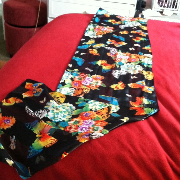 Scarf - Picture 3 of 3