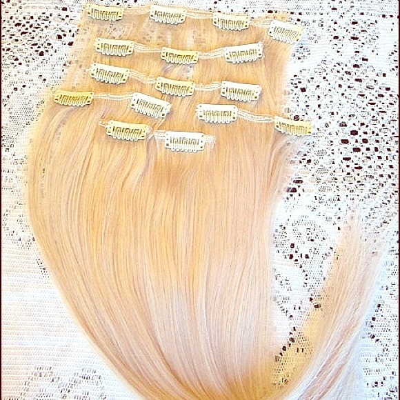 22" blonde extensions