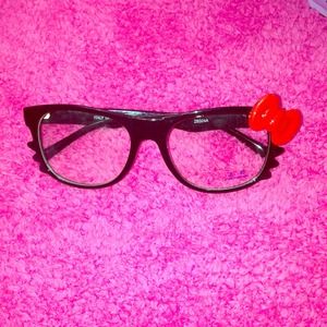 Black and red hello kitty glasses
