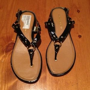 ✨RESERVED FOR @chole28 Black and gold sandals