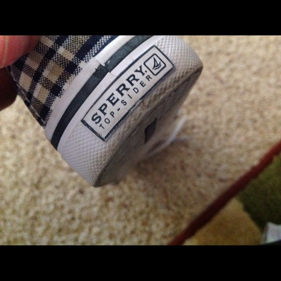 Sperry - Picture 2 of 2