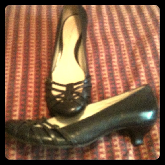 Antonio Melani leather kitten heels.