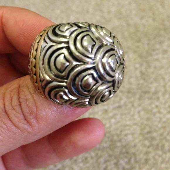 Ring - Picture 4 of 4