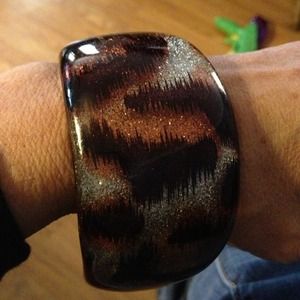 Animal print bangel