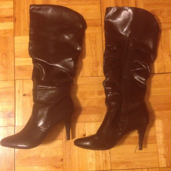 Leather boots