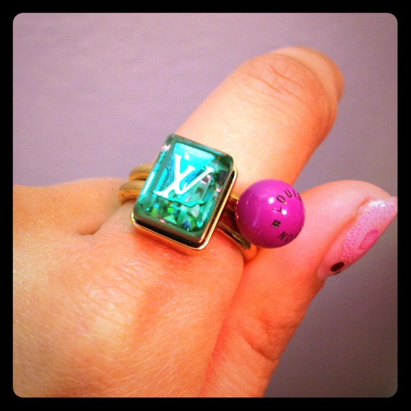LV Rings
