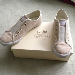 RESERVED @mamaego51 Coach Sneakers