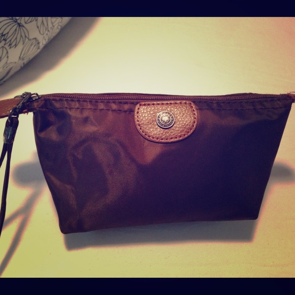 💢Reduced💢Pouch/wristlet