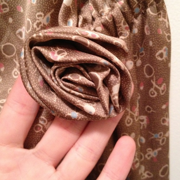 Dress - Picture 2 of 3