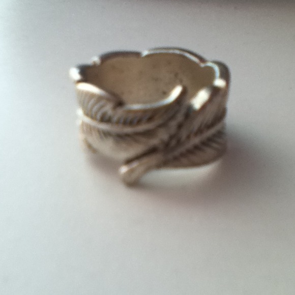 Feather ring