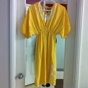 Yellow dress💢traded💢