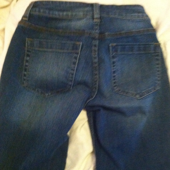 New York&Company curvy flare jeans - Picture 2 of 3