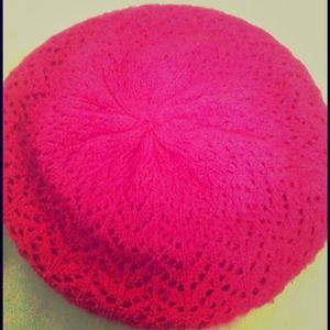 NWOT Pink beret