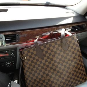 LV Damier Ebene GM bag