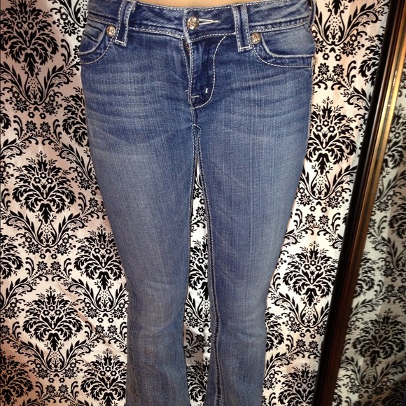 🚫SOLD🚫Gorgeous Miss Me jeans! - Picture 3 of 4