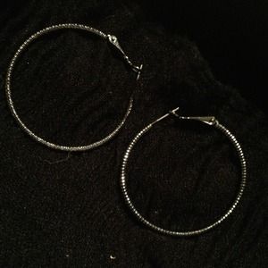 Gunmetal clasp earrings.