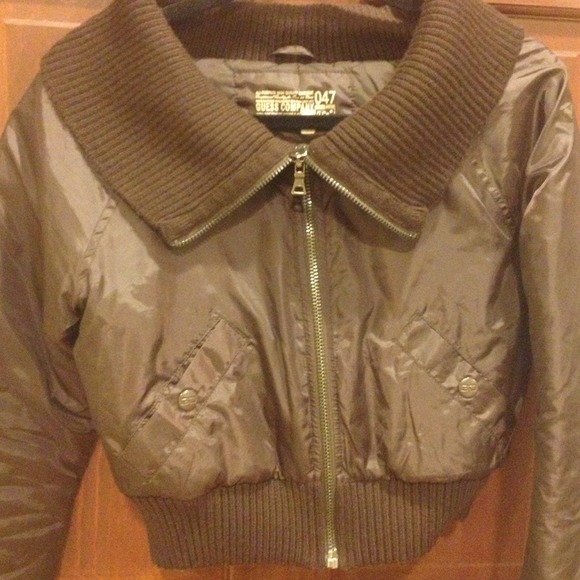 Guess Cropped Jacket - Picture 3 of 4