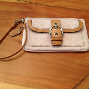 Coach wristlet- never used