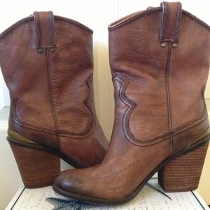 🚫Reserved!!👍🚫Lucky Brand Mid-Calf/Ankle western