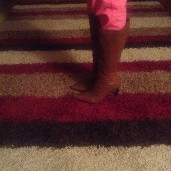 Boots - Picture 2 of 4