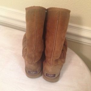 ON SALE UNTIL SUNDAY ONLY! Classic tall uggs