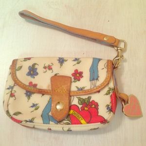 ON SALE UNTIL SUNDAY ONLY!Dooney & Bourke wristlet