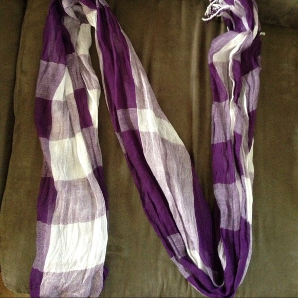 Scarf - Picture 2 of 2